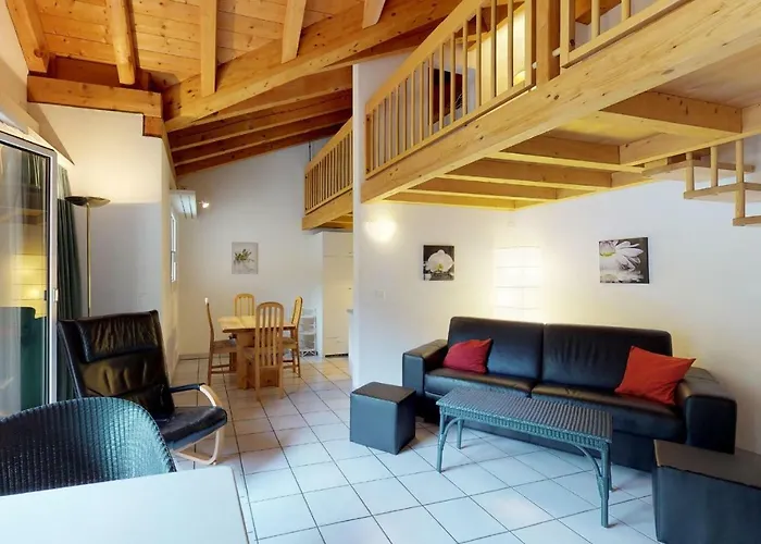 Apartamento Ruinatsch 44 *